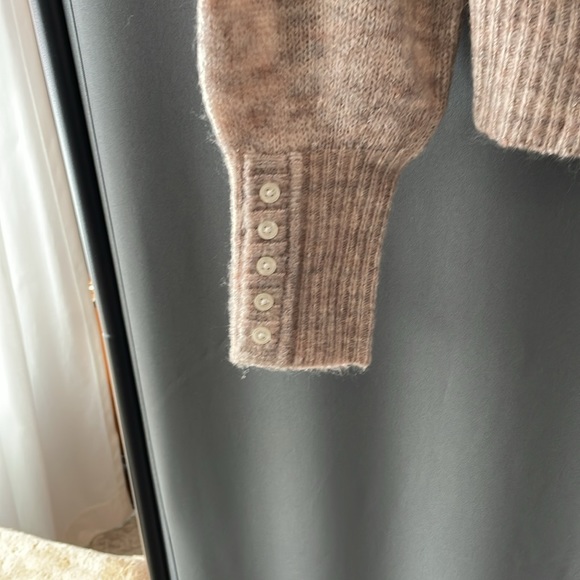 NWT, Abercrombie, and Fitch, pink and gray sweater size small - Picture 3 of 5